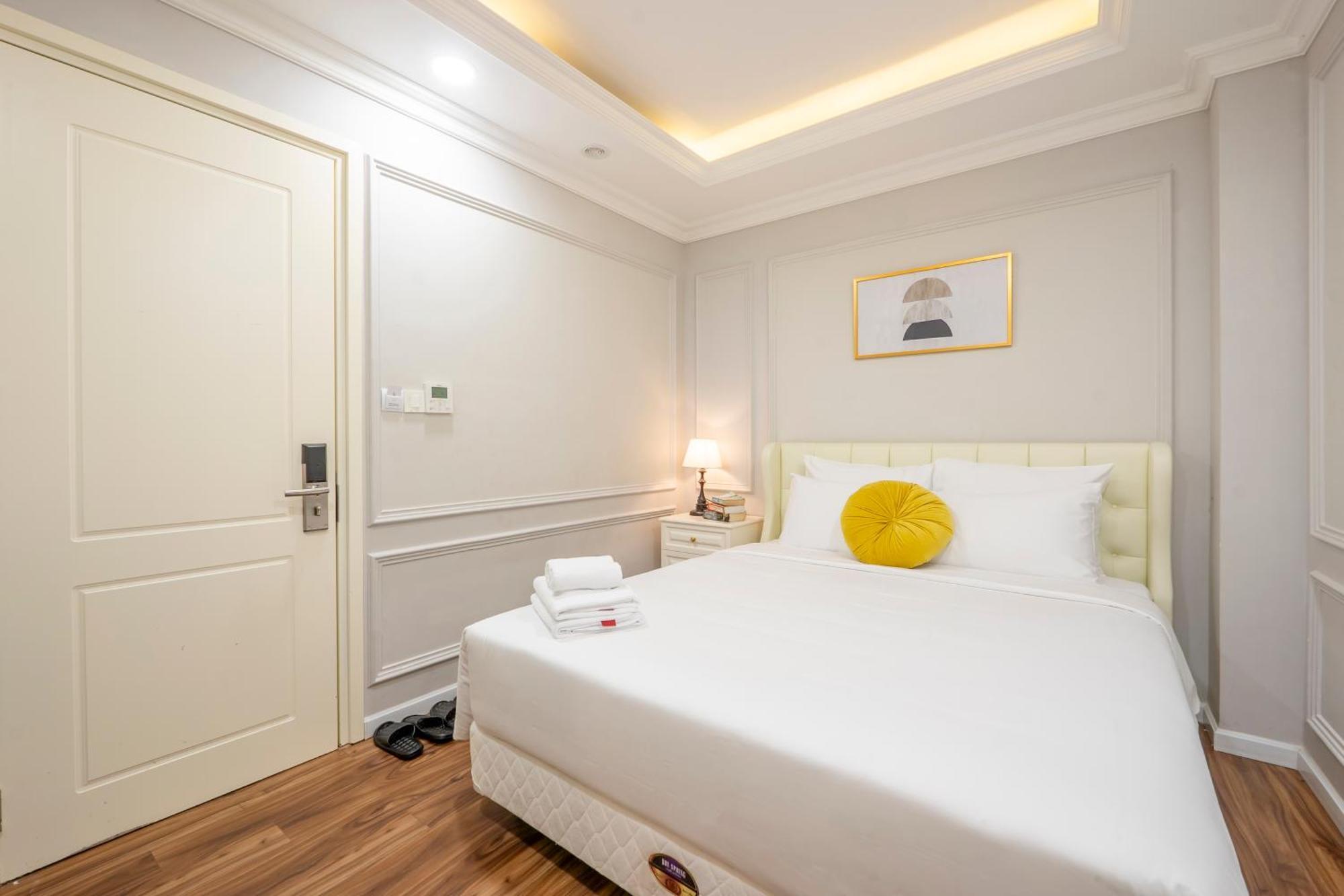 Căn hộ Level Sai Gon - By Bay Luxury