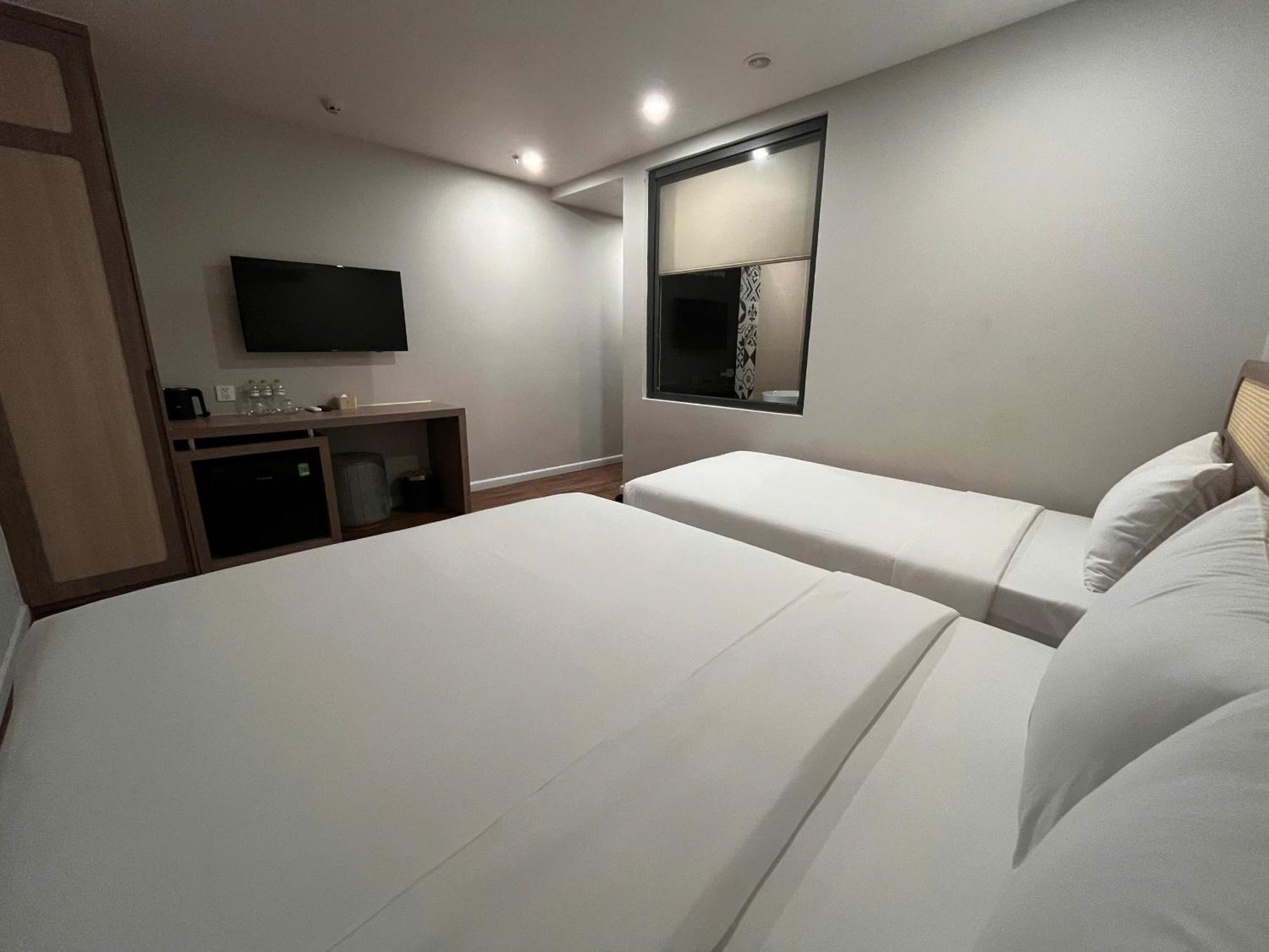 Level Sai Gon - By Bay Luxury TP. Hồ Chí Minh