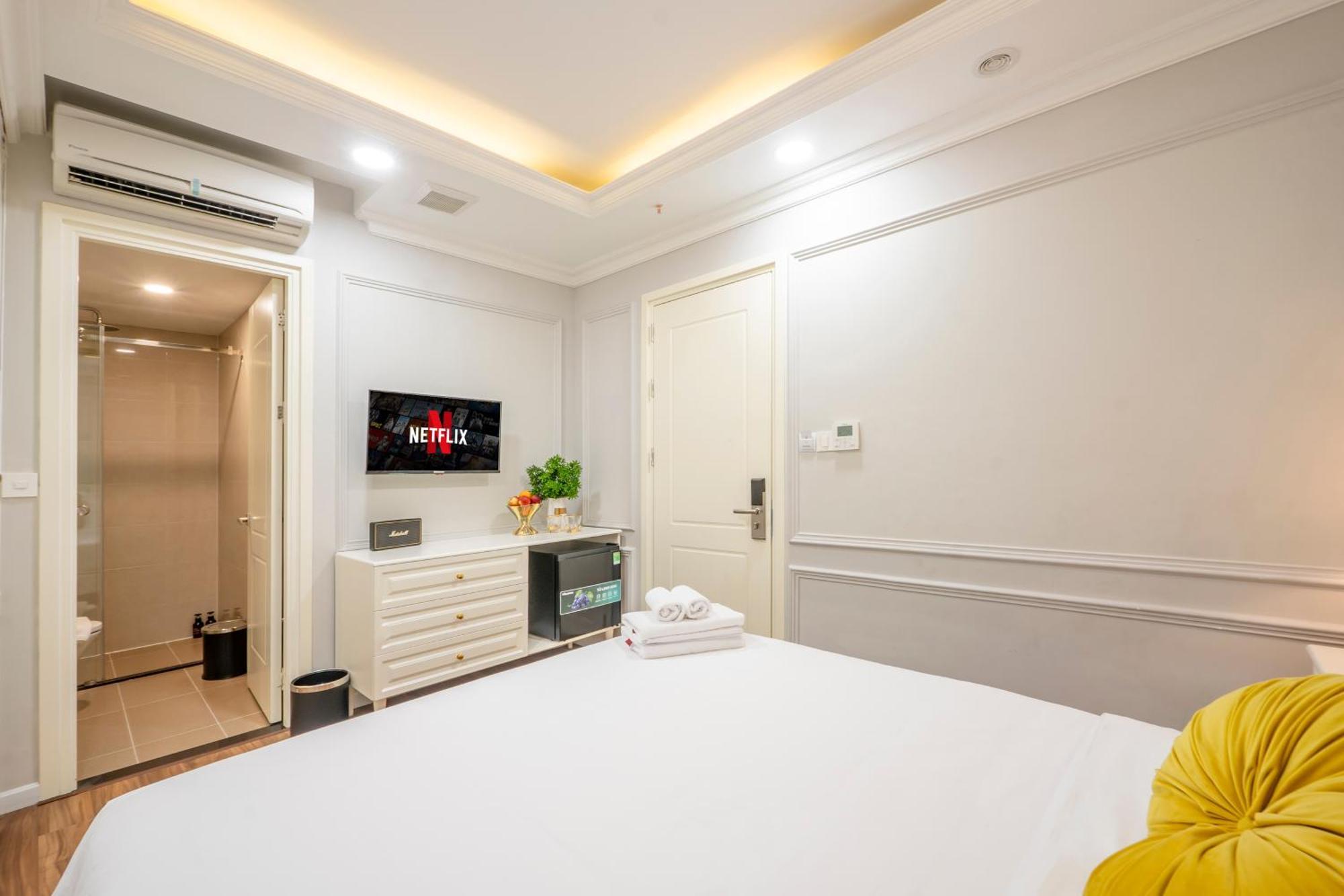 Level Sai Gon - By Bay Luxury TP. Hồ Chí Minh